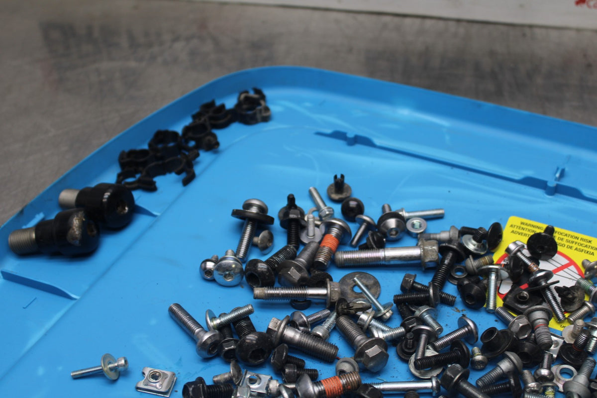 23-24 YAMAHA MT-07 MOUNTING BOLTS HARDWARE SCREWS BB927