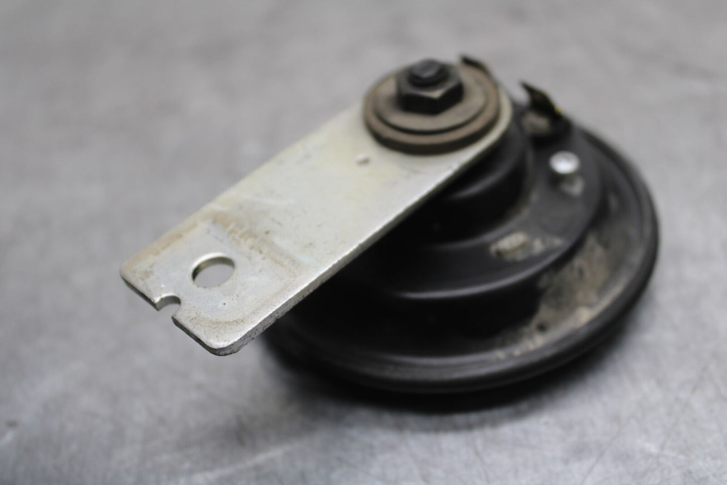 08-09 YAMAHA YZF R6S HORN SIGNAL BB690