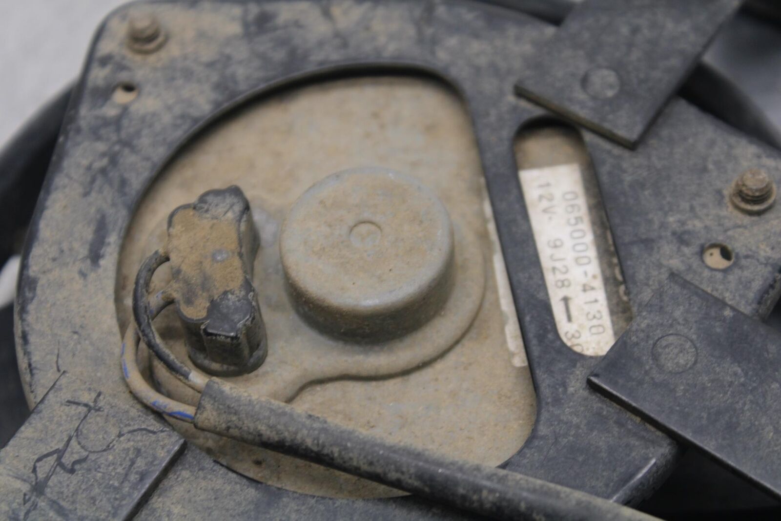 2009 Kawasaki Ninja 250R EX250J ENGINE RADIATOR COOLING FAN BB87