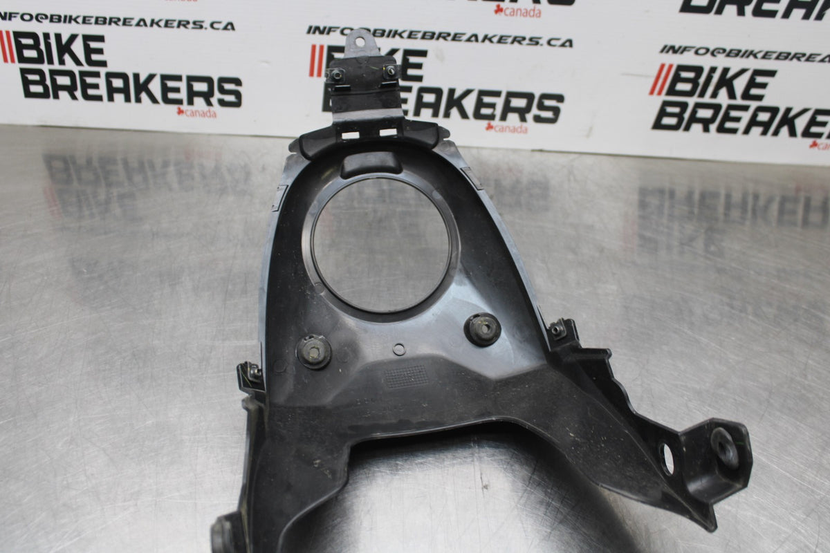 14-17 YAMAHA FZ07 FRONT GAS TANK FUEL CELL FAIRING COWL COVER TRIM BB766
