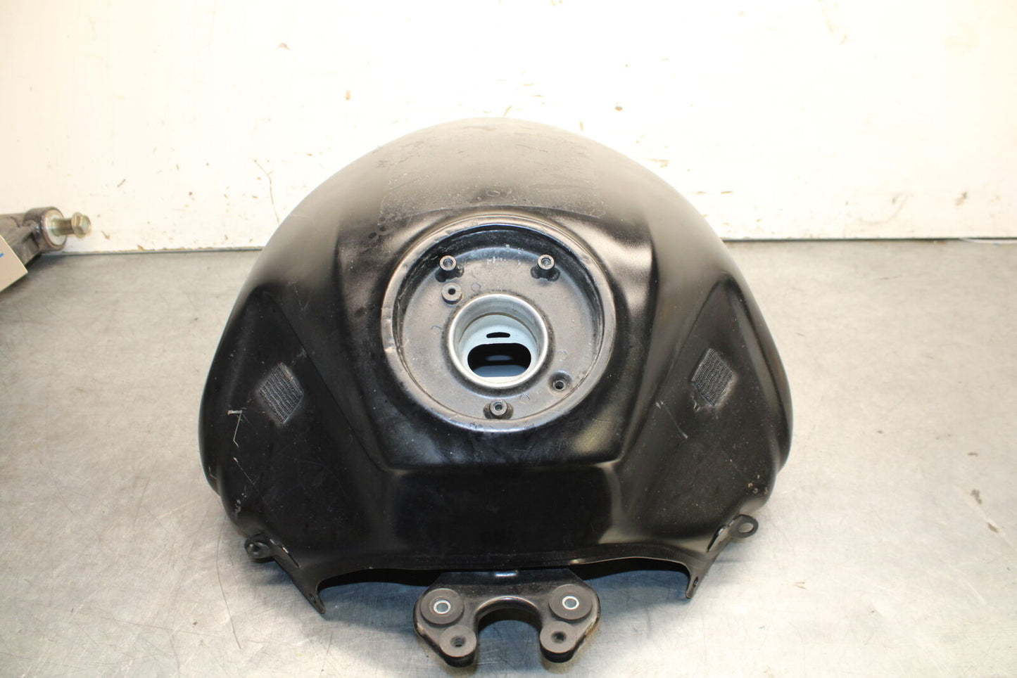 14-15 KAWASAKI NINJA 650 EX650F ABS GAS TANK FUEL CELL PETROL RESERVOIR BB741