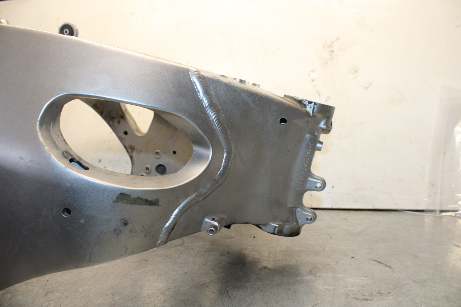 17-21 HONDA CBR1000RR SP FRAME CHASSIS SALVAGE BB681