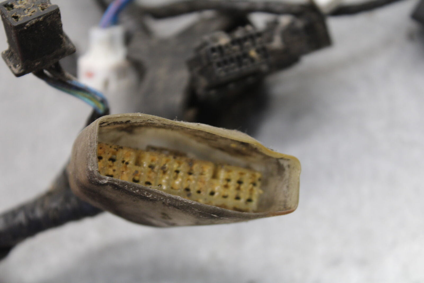 04-12 HONDA ST1300A HEADLIGHT WIRE WIRING HARNESS LOOM (ITEM A) BB669