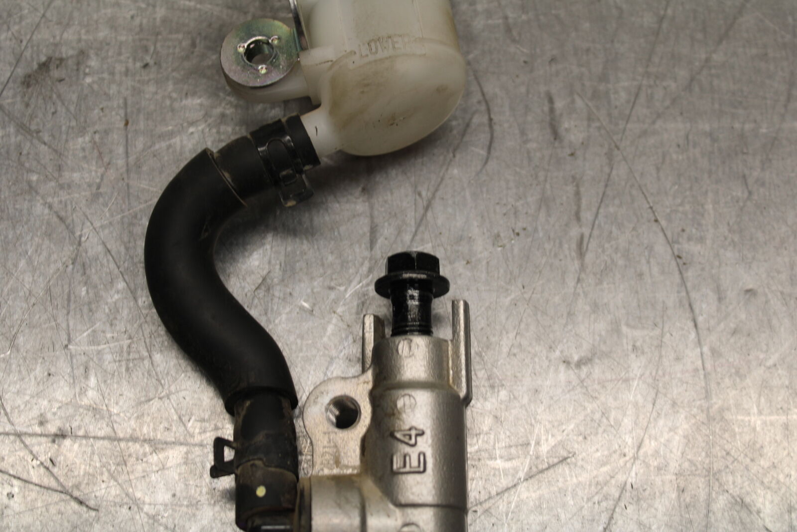 19-24 YAMAHA R3 REAR BACK BRAKE MASTER CYLINDER W RESERVOIR BB736