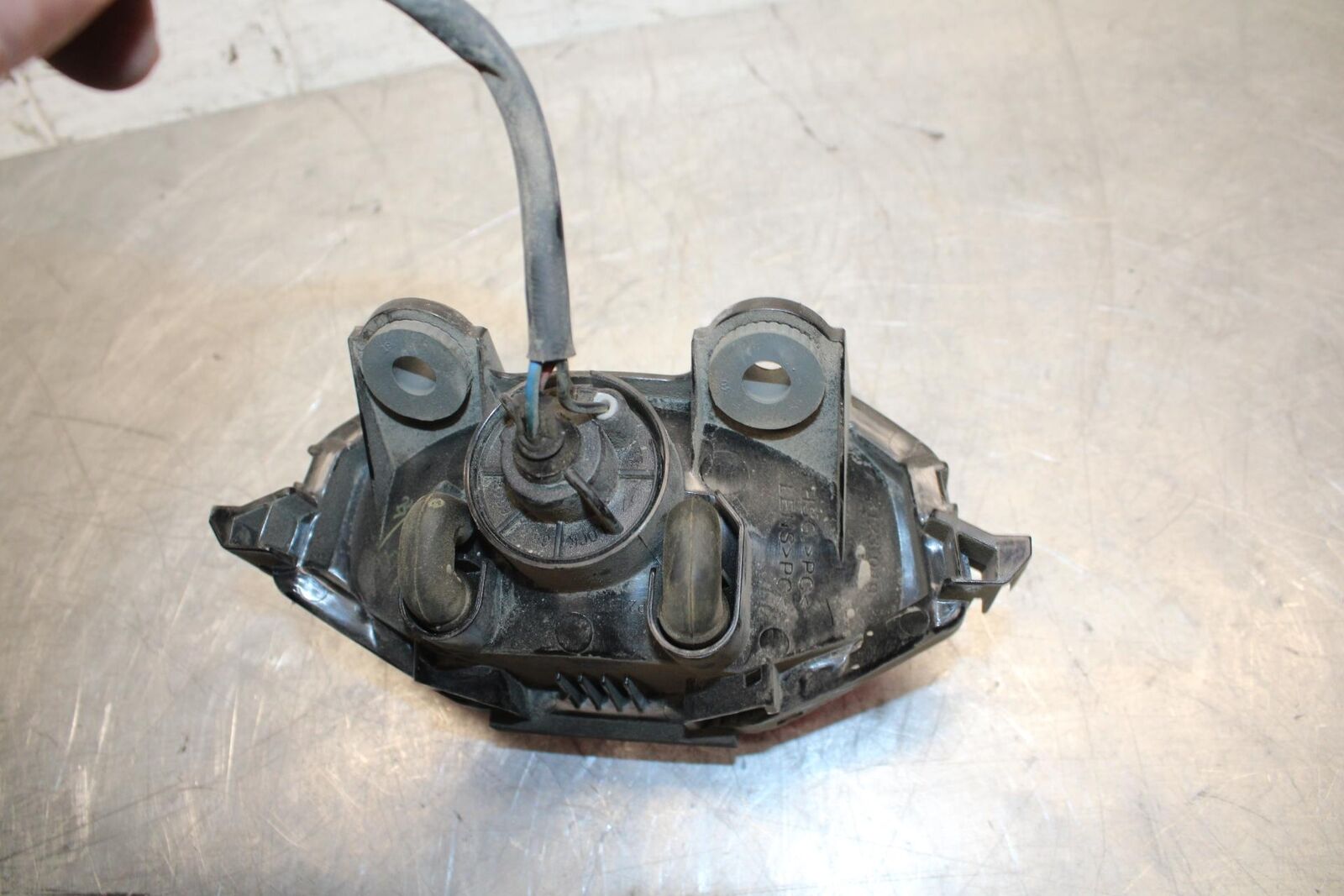 17 KAWASAKI VERSYS-X 300 REAR TAIL TAILLIGHT BACK BRAKE LIGHT BB504