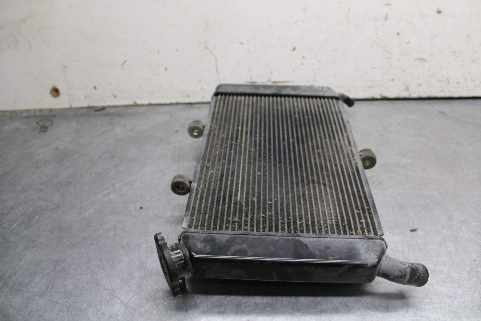 09-15 YAMAHA FZ6R ENGINE RADIATOR MOTOR COOLER RADIATER 20S-12461-01-00  BB686