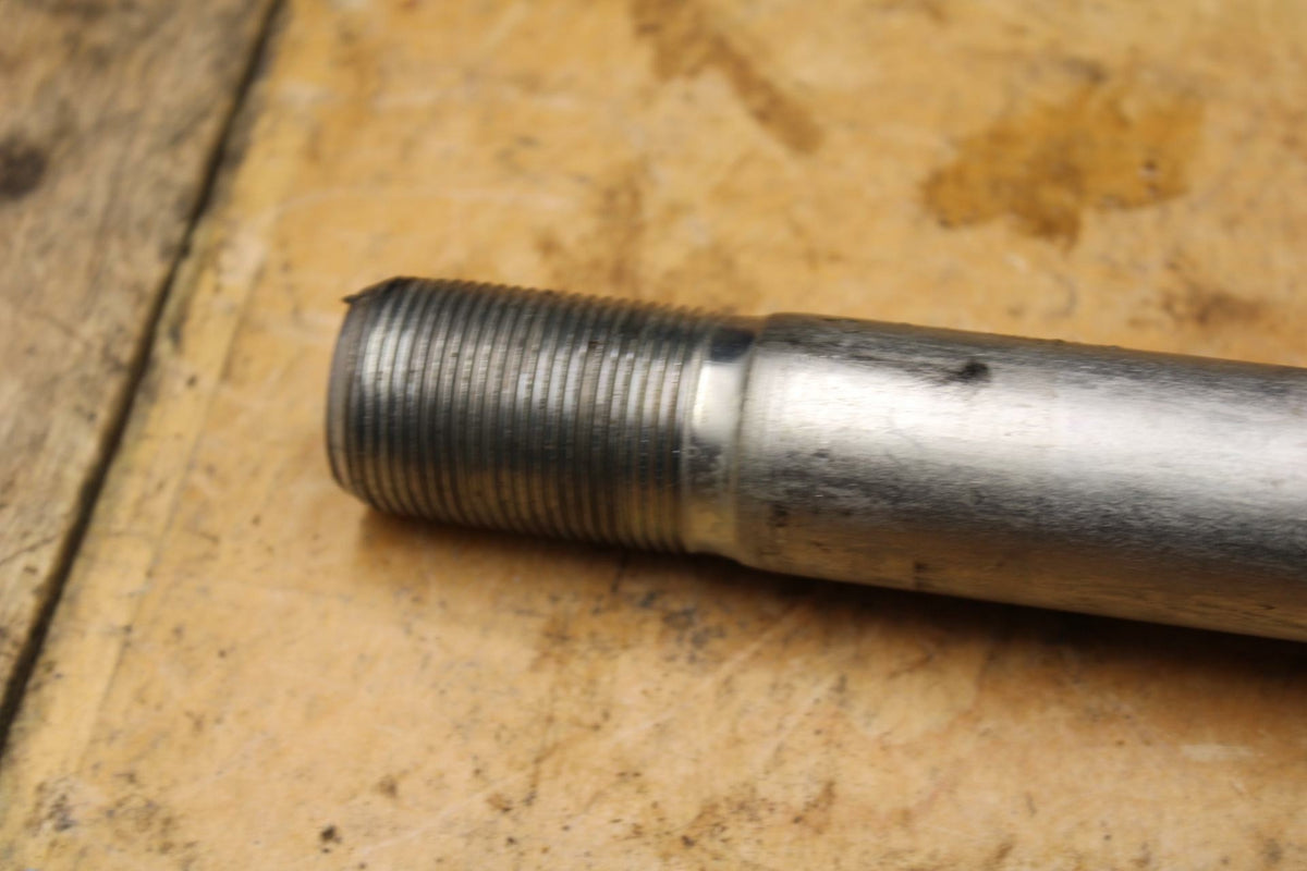 19-20 KAWASAKI NINJA ZX6R FRONT WHEEL RIM AXLE PIVOT BOLT BB338