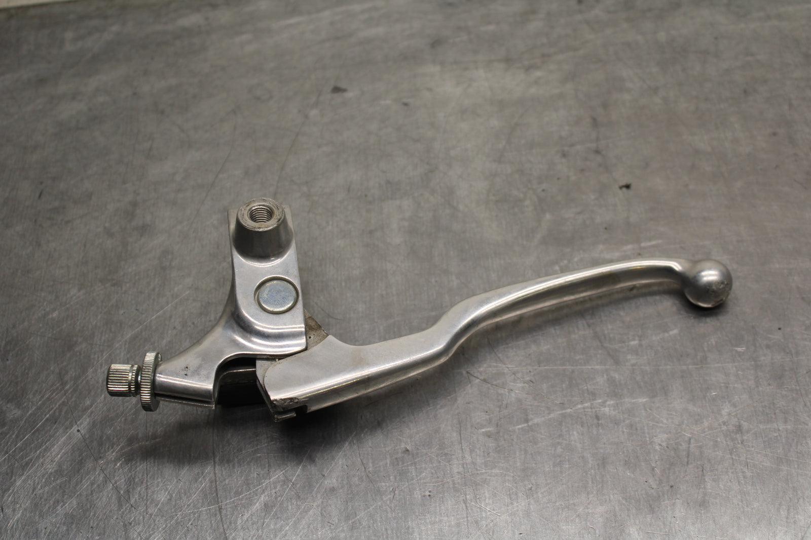 04 SUZUKI INTRUDER 800 CLUTCH PERCH MOUNT WITH LEVER  BB758