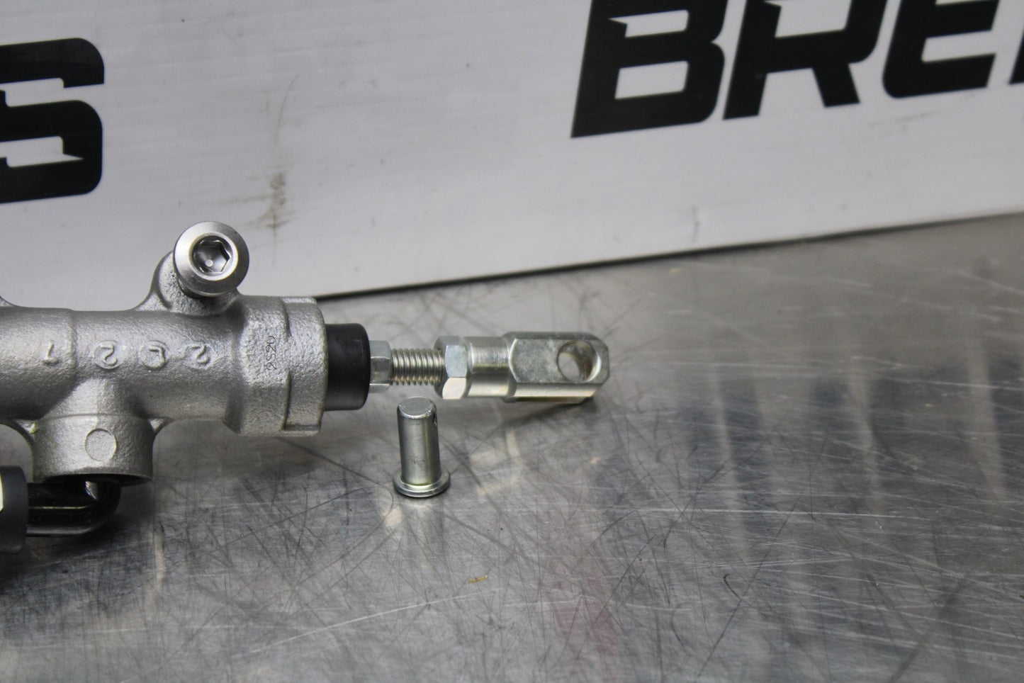 23-24 KAWASAKI NINJA ZX14R REAR BACK BRAKE MASTER CYLINDER W RESERVOIR BB764