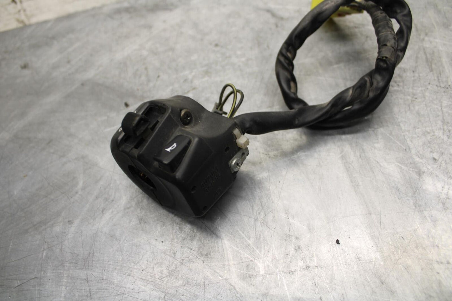 1998 Suzuki TL1000S LEFT CLIP ON HANDLE HORN SIGNALS SWITCH  BB508