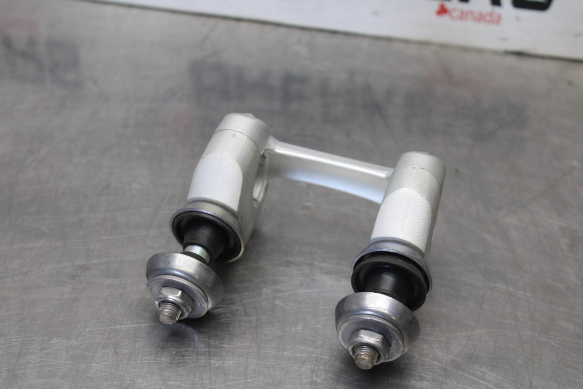 12 TRIUMPH STREET TRIPLE R HANDLEBAR RISERS BB914