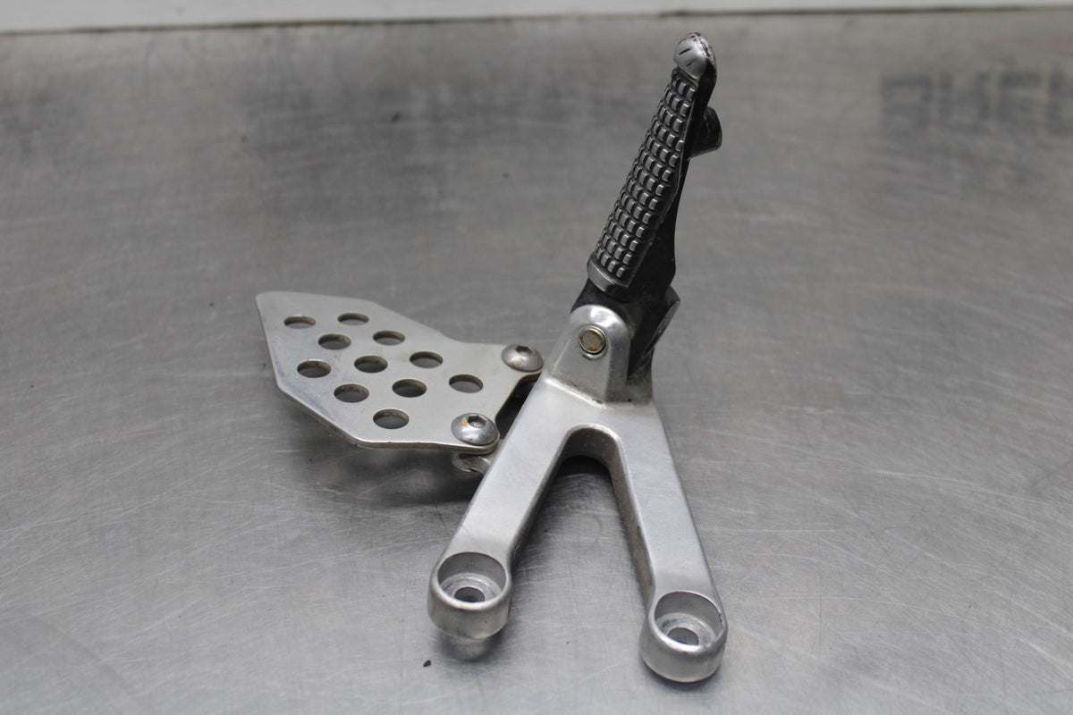 05-06 HONDA CBR600RR LEFT REARSET REAR SET DRIVER FOOT PEG REST STOP BB945