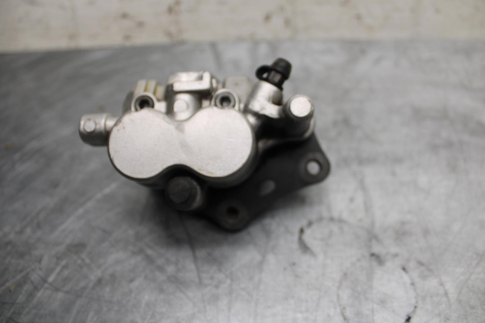 08-12 KAWASAKI NINJA 250R EX250J LEFT FRONT BRAKE CALIPER 43080-0062-GN BB496