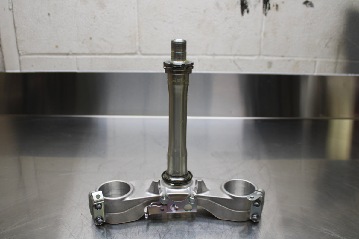 23-24 KAWASAKI NINJA ZX14R FRONT FORKS CLAMP LOWER TRIPLE TREE STEM BB141