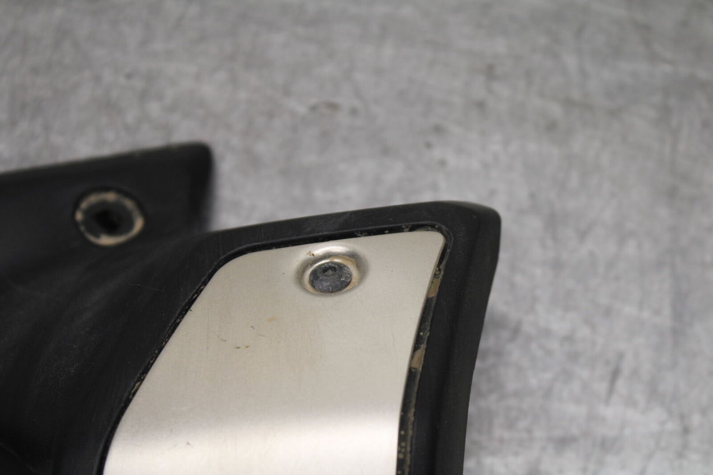 16-17 KAWASAKI VULCAN S 650 EN650 ABS RIGHT RADIATOR COVER GUARD BB731