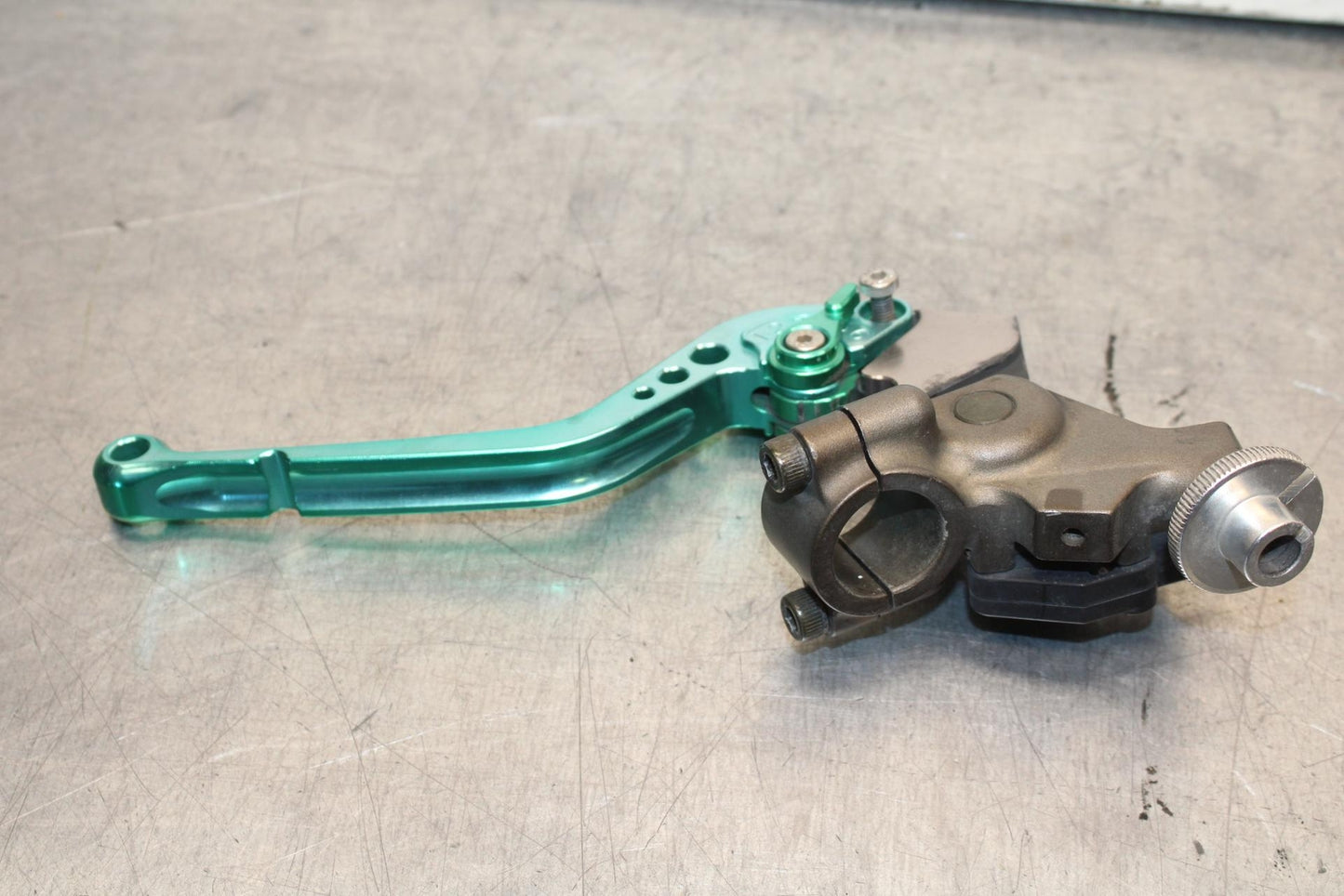 03 KAWASAKI NINJA ZX6RR ZX600K CLUTCH PERCH MOUNT WITH LEVER  BB105