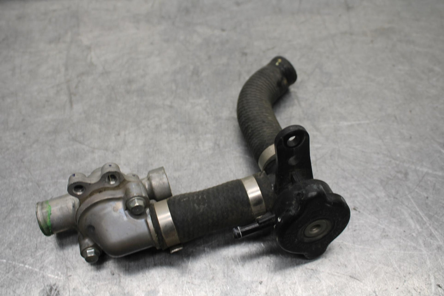 15-16 KAWASAKI EX300 THERMOSTAT ENGINE COOLANT WITH HOUSING BB635