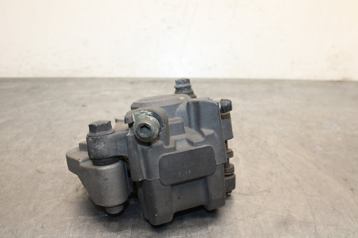 04-05 YAMAHA YZF R1 REAR BACK BRAKE CALIPER W MOUNT BRACKET BB131