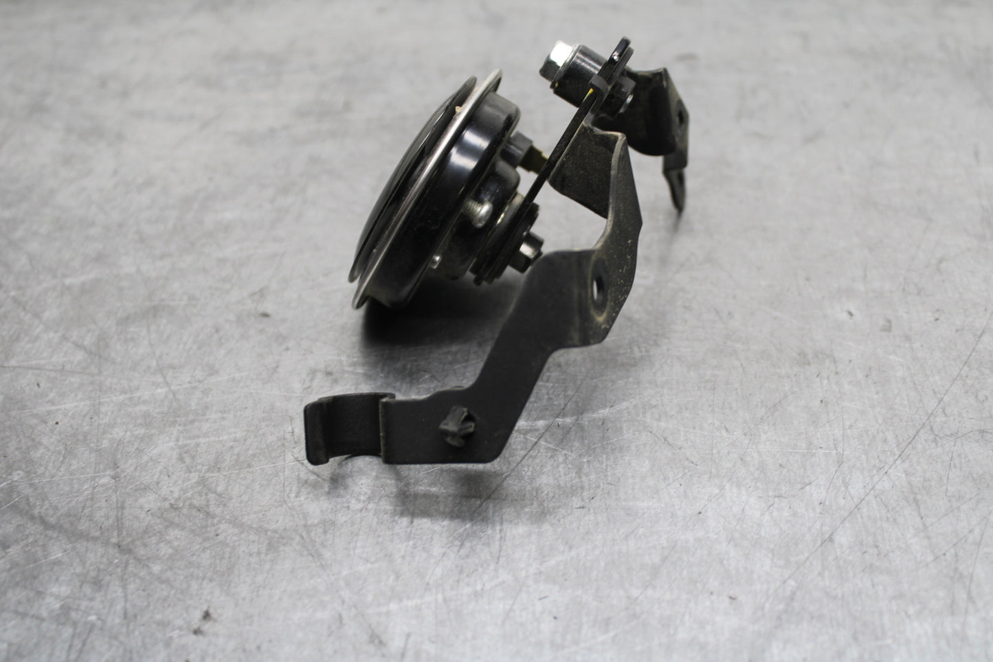 24 KAWASAKI NINJA 500 ABS HORN SIGNAL BB730