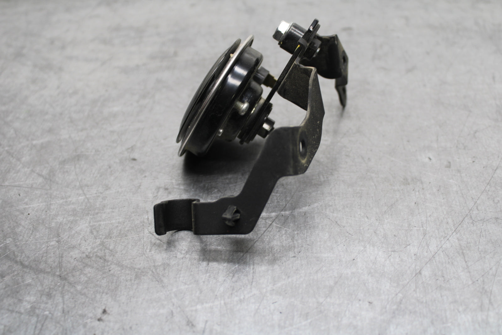 24 KAWASAKI NINJA 500 ABS HORN SIGNAL BB730