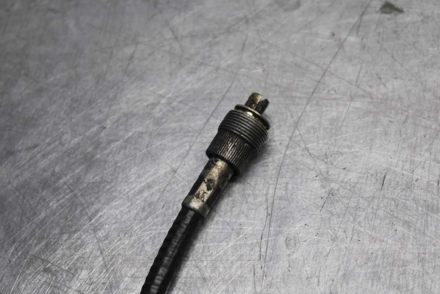 78 SUZUKI GS550E SPEEDOMETER CABLE SPEEDO LINE BB133