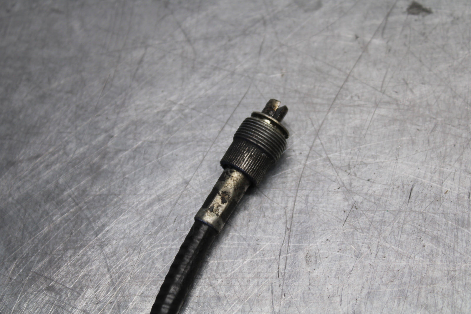 78 SUZUKI GS550E SPEEDOMETER CABLE SPEEDO LINE BB133