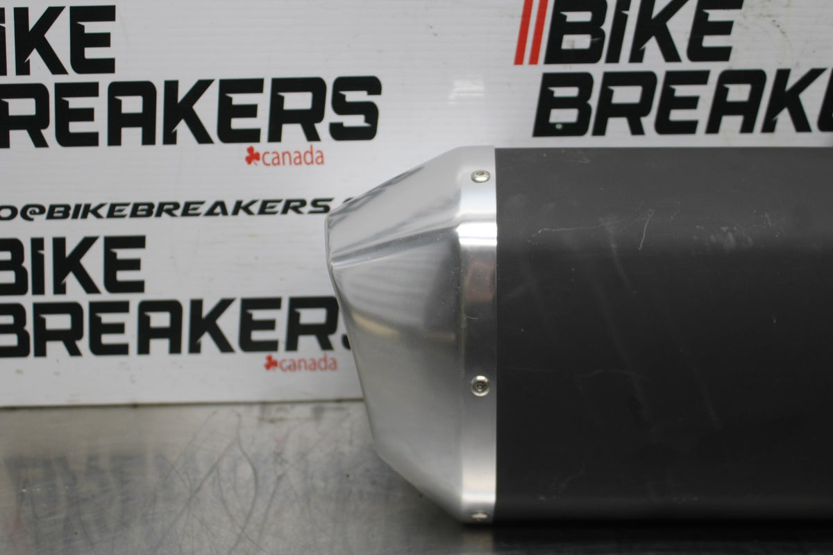 18 SUZUKI GSXR1000 EXHAUST PIPE MUFFLER SLIP ON CAN SILENCER BB642