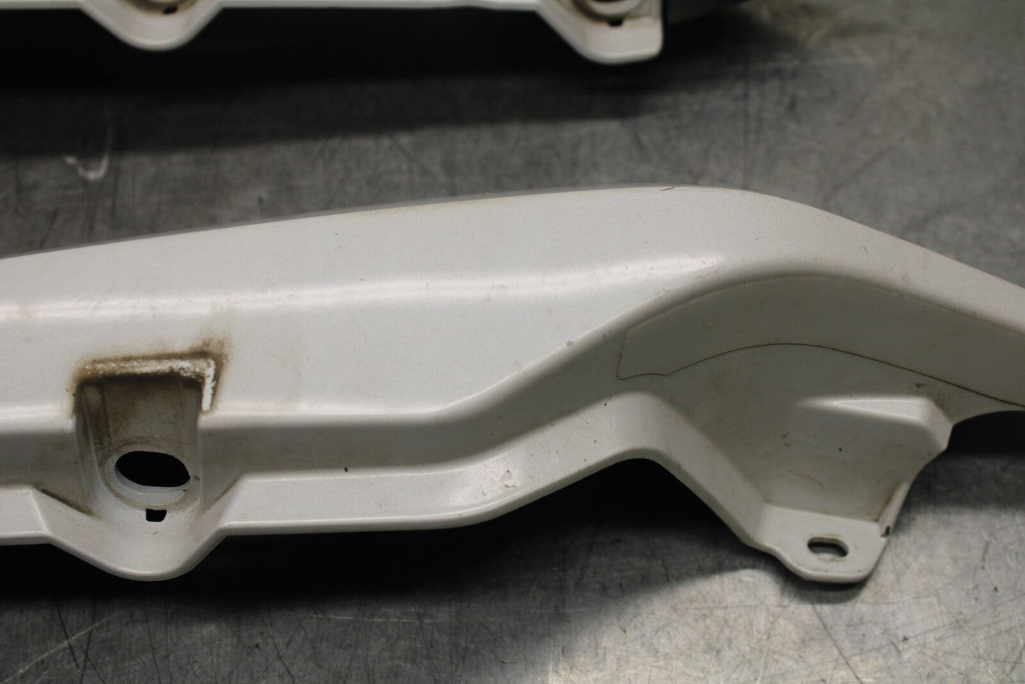 09-15 YAMAHA FZ6R REAR BACK TAIL FAIRING COWL SHROUD SET BB719