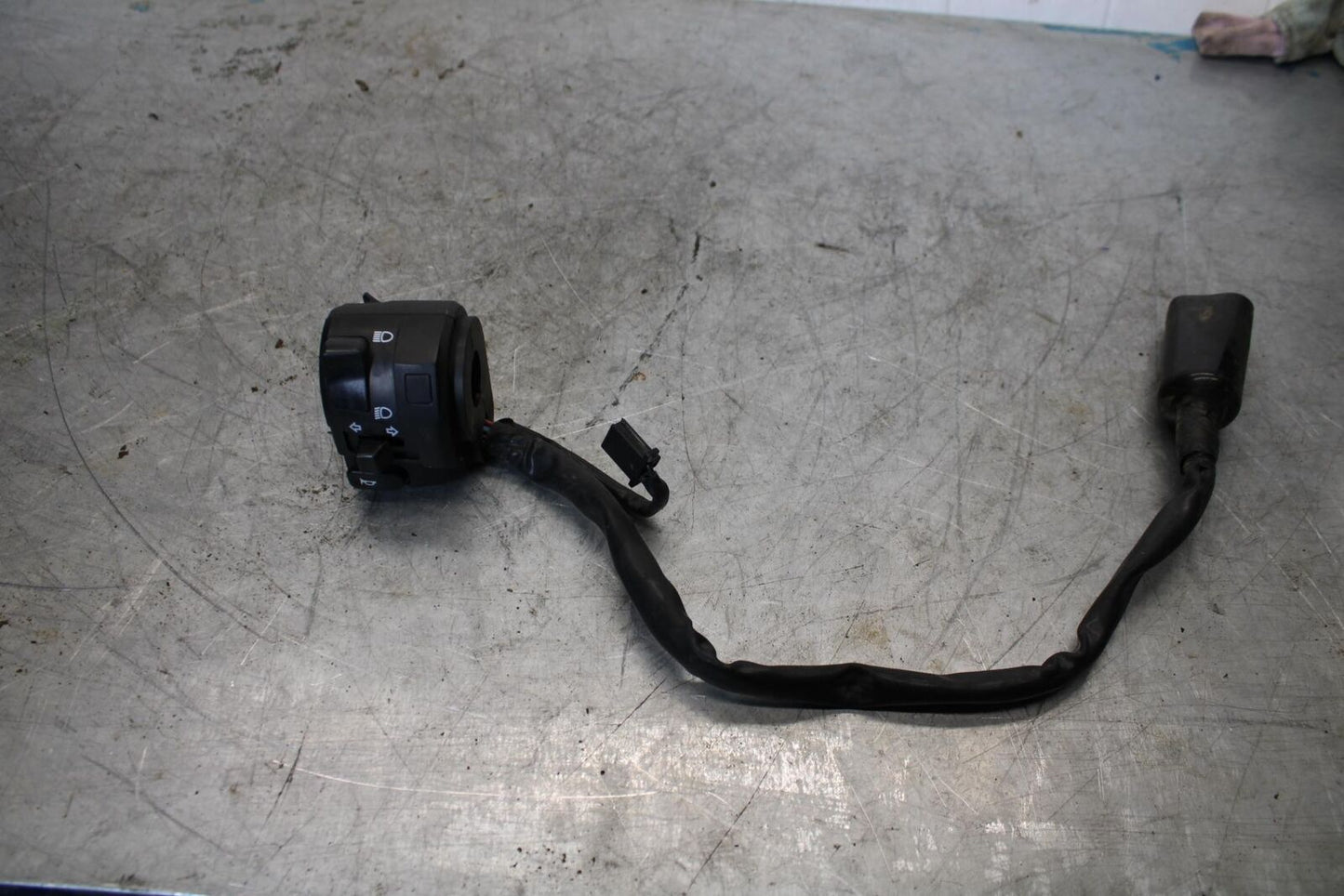 13-17 KAWASAKI NINJA 300 LEFT CLIP ON HANDLE HORN SIGNALS SWITCH  BB429