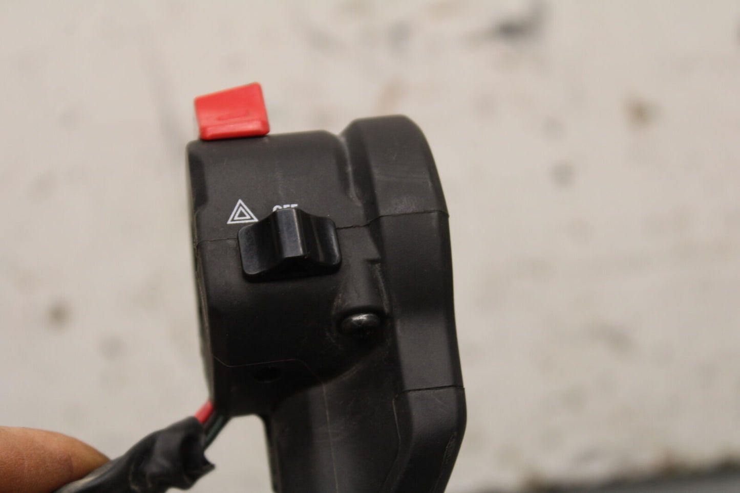 19-24 YAMAHA R3 RIGHT CLIP ON HANDLE KILL OFF START SWITCH SWITCHES BB736