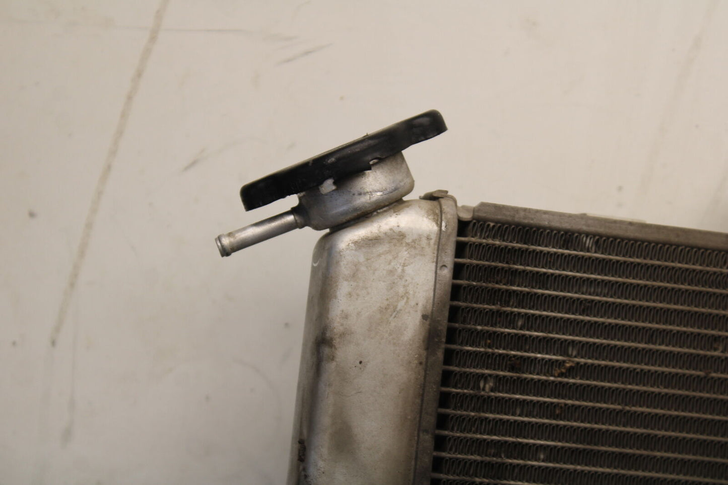 13-18 KAWASAKI NINJA ZX6R ENGINE RADIATOR MOTOR COOLER COOLING RADIATER  BB682