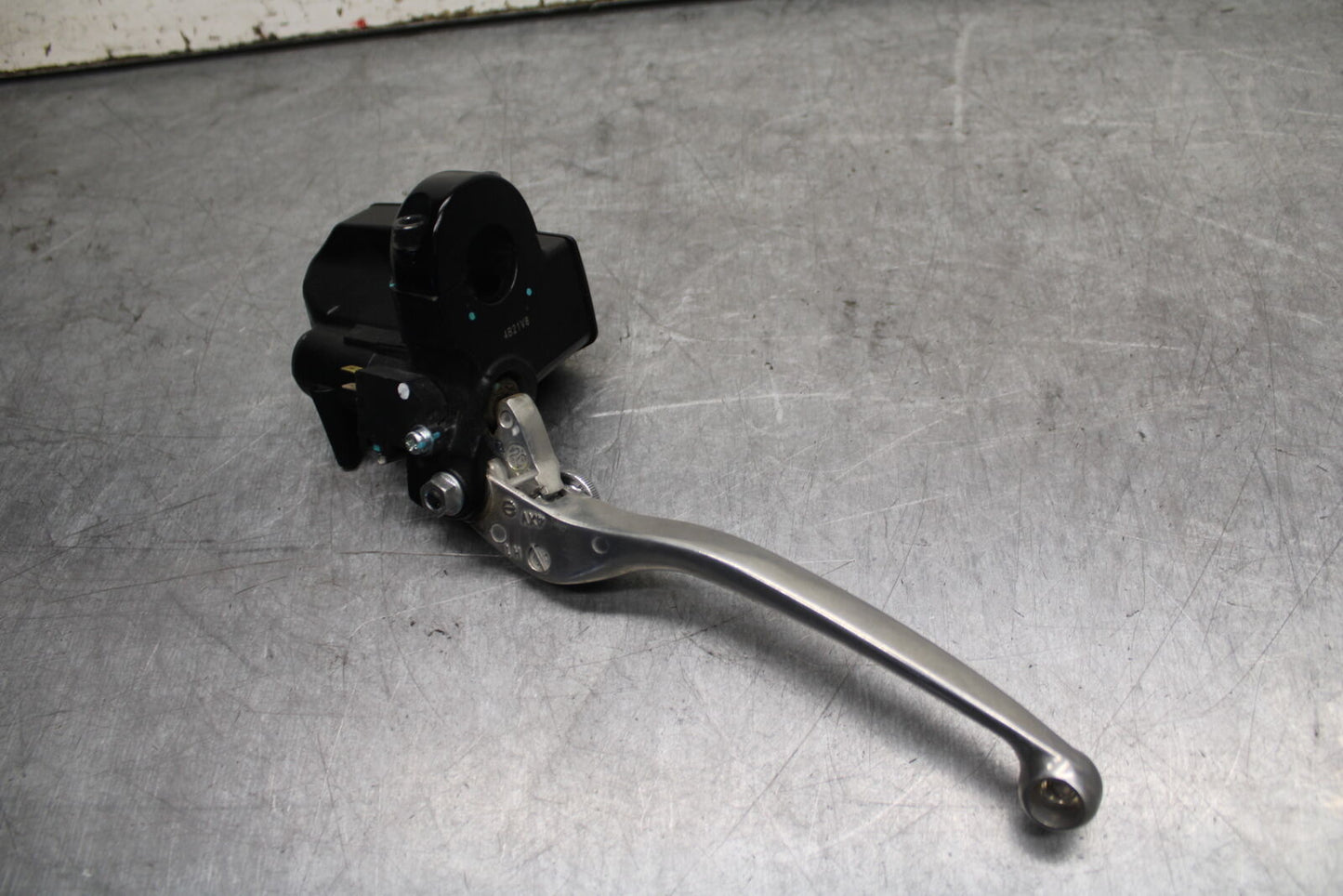 18-24 KAWASAKI NINJA 650 FRONT BRAKE MASTER CYLINDER w/ LEVER BB725