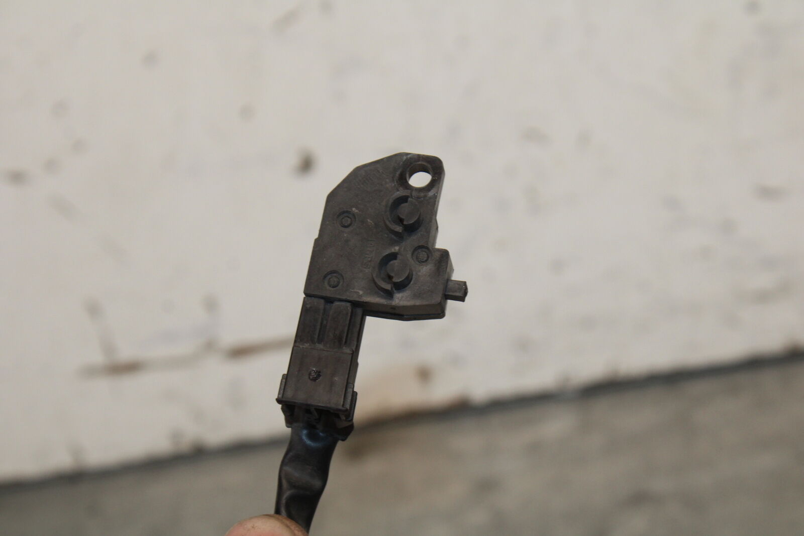 13-18 KAWASAKI NINJA ZX6R RIGHT CLIP ON HANDLE KILL OFF START SWITCHES  BB682