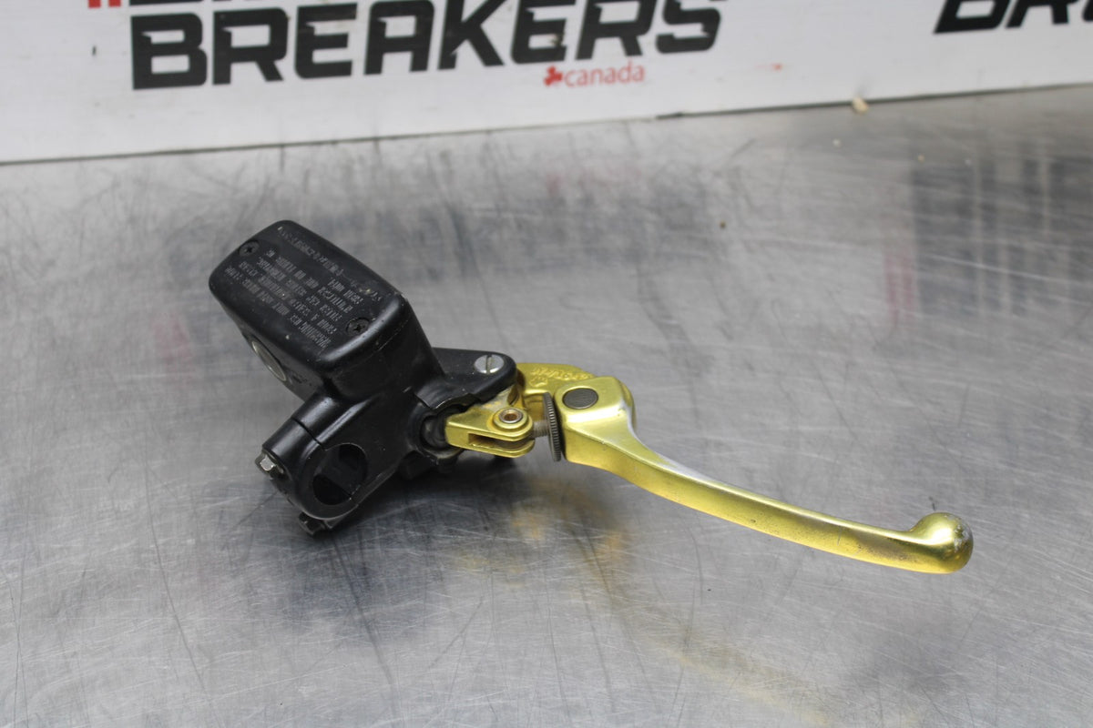 01-06 HONDA CBR600F4I FRONT BRAKE MASTER CYLINDER w/ LEVER BB778