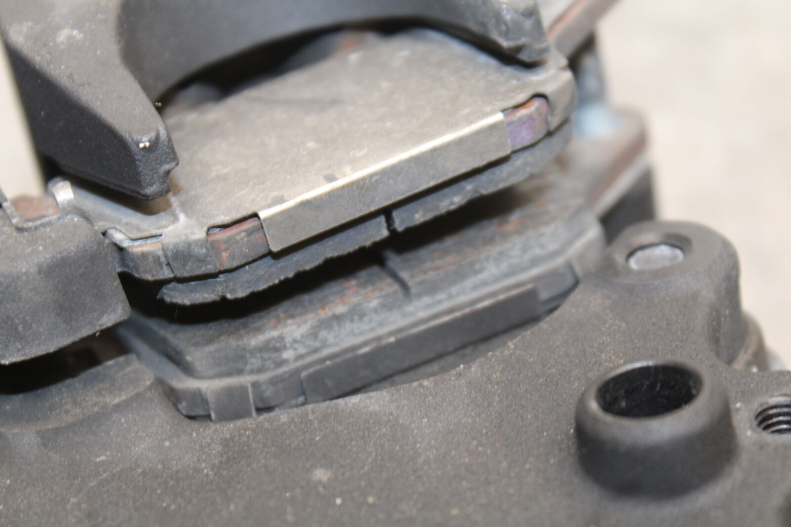 18-24 KAWASAKI NINJA 650 REAR BACK BRAKE CALIPER W MOUNT BRACKET BB725