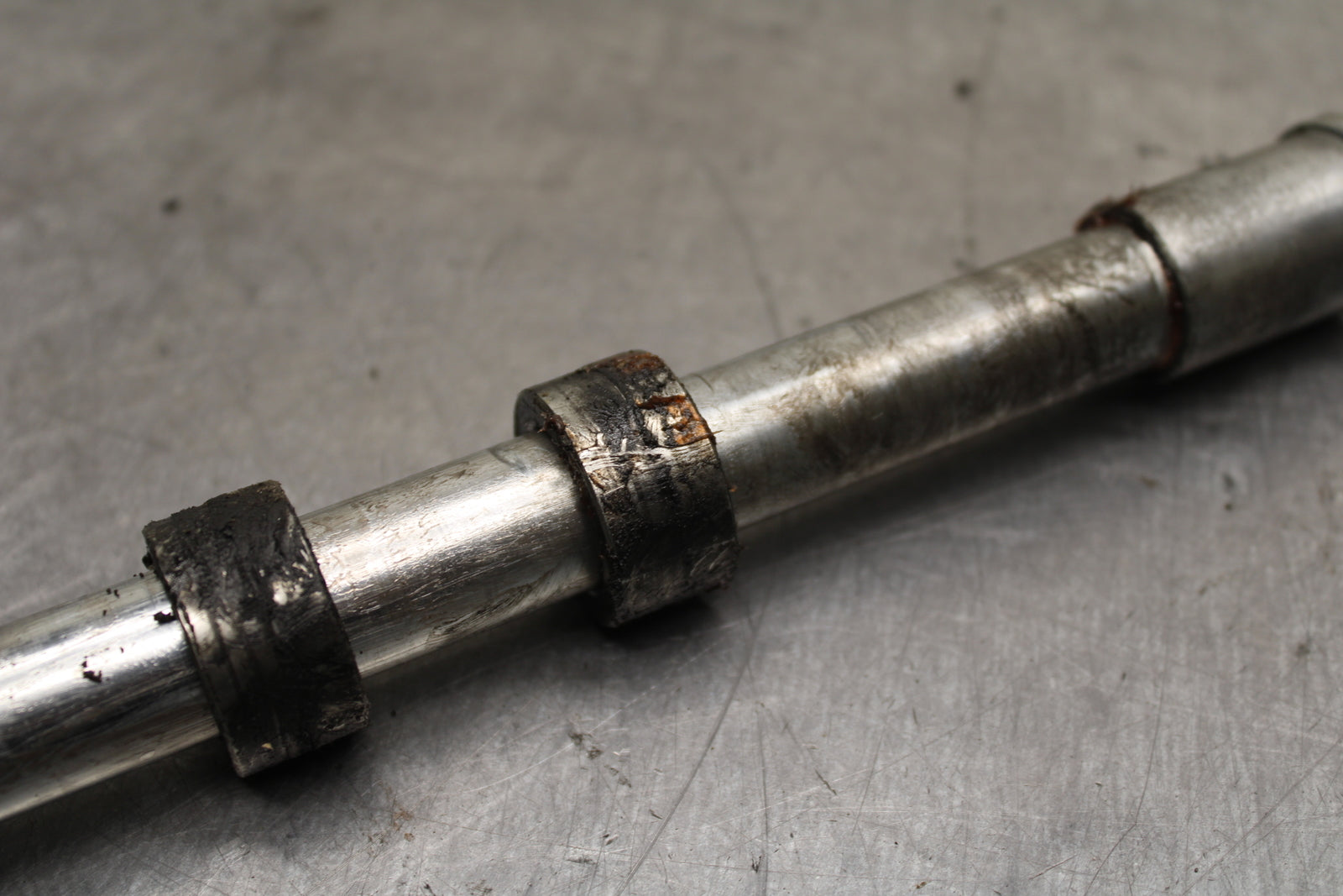 14-15 KAWASAKI NINJA 650 EX650F ABS FRONT WHEEL RIM AXLE PIVOT BOLT BB741