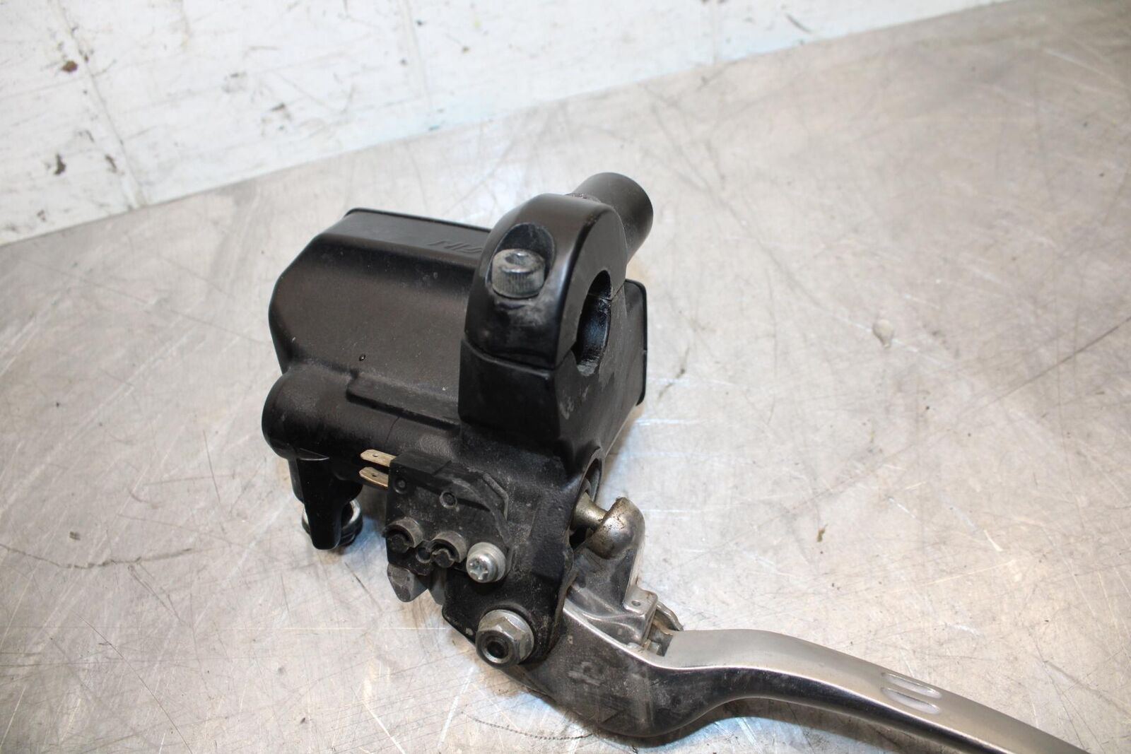 11-14 KAWASAKI VERSYS 650 LE 650C FRONT BRAKE MASTER CYLINDER w/ LEVER BB498