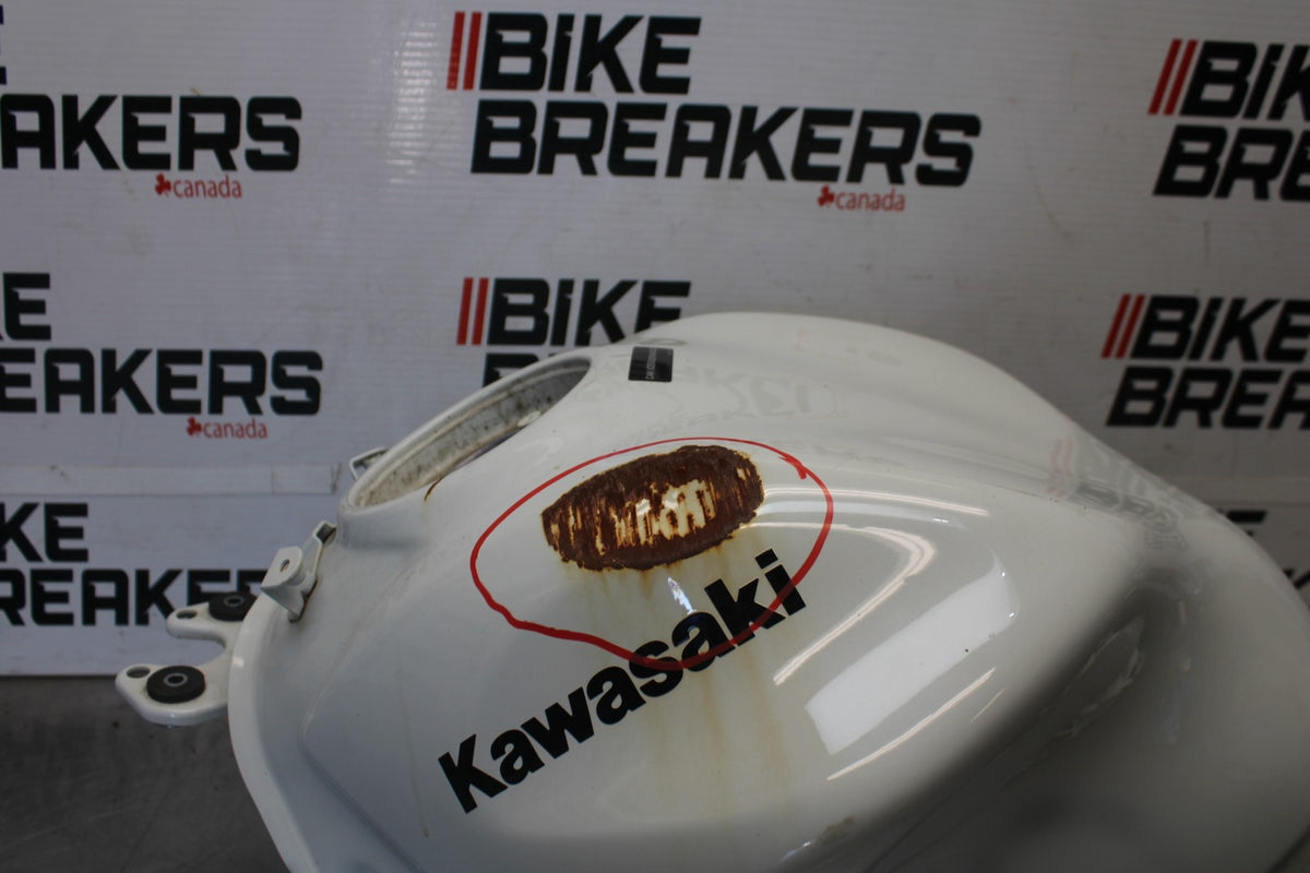 23 KAWASAKI NINJA 650 EX650 GAS TANK FUEL CELL PETROL RESERVOIR BB920