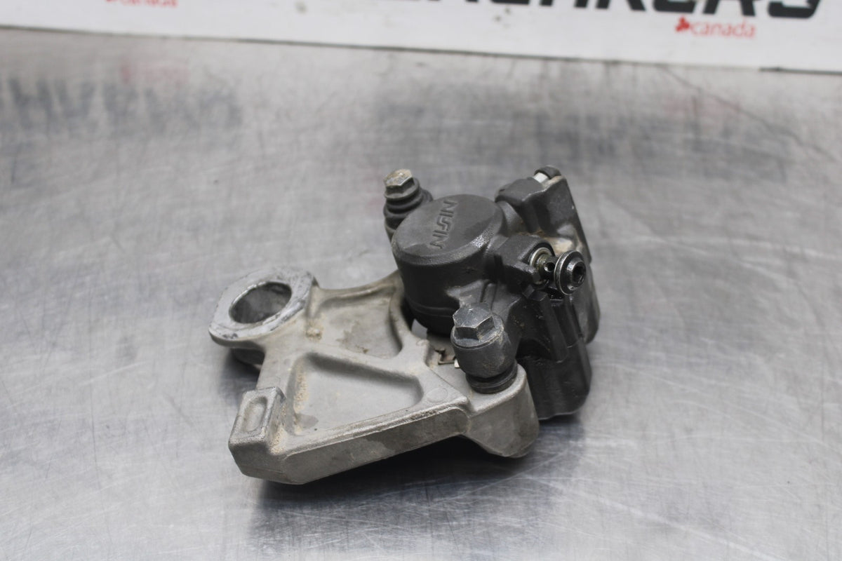08-16 YAMAHA YZF R6 REAR BACK BRAKE CALIPER W MOUNT BRACKET BB798