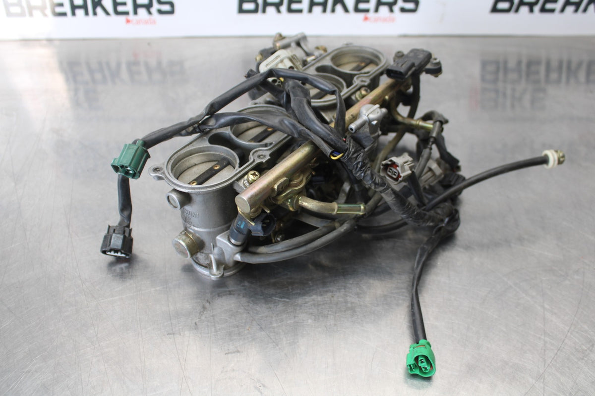 04-06 YAMAHA YZF R1 MAIN FUEL INJECTORS / THROTTLE BODIES BB432