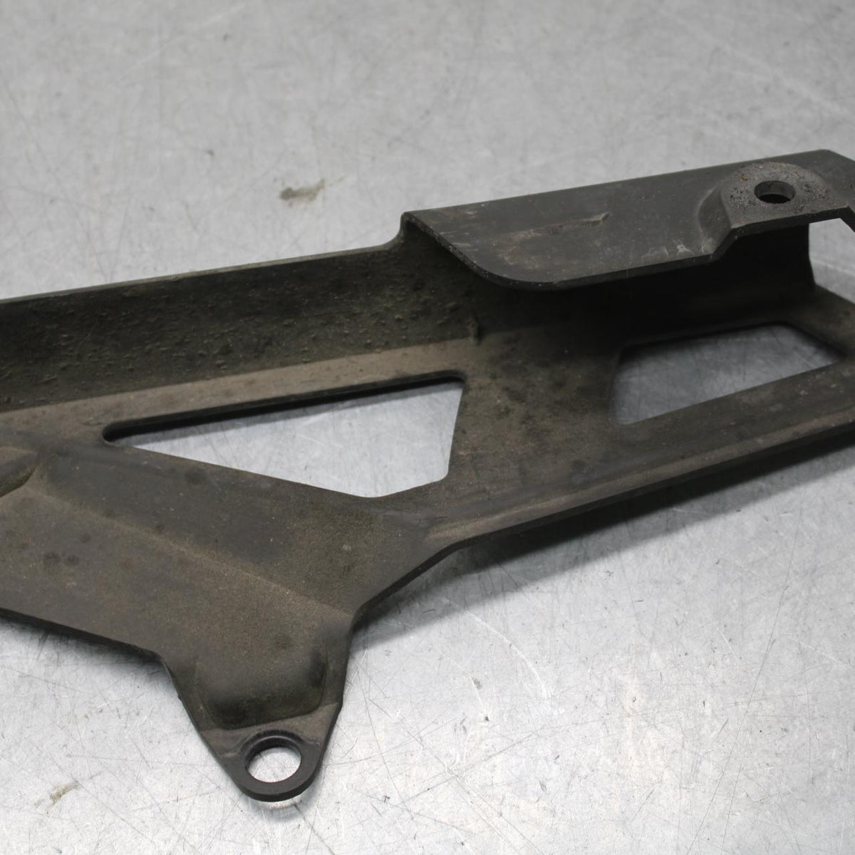 06-07 SUZUKI GSXR750 REAR BACK DRIVE CHAIN GUARD COVER SHIELD BB645