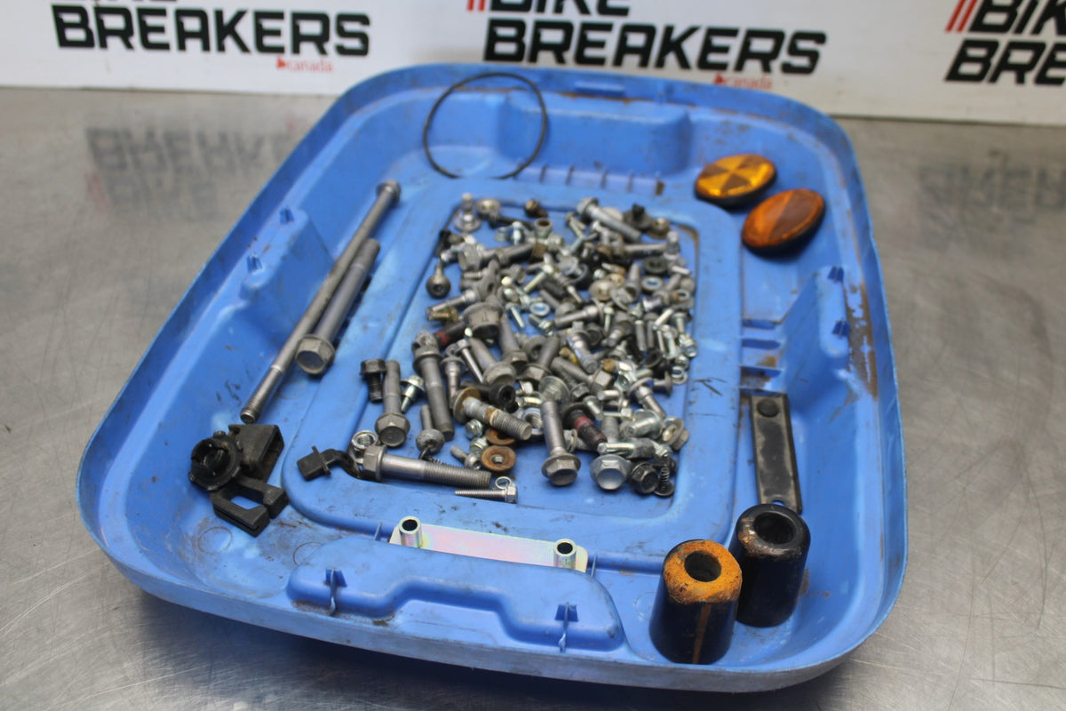 24-25 KAWASAKI NINJA 500 ABS MOUNTING BOLTS HARDWARE SCREWS BB899