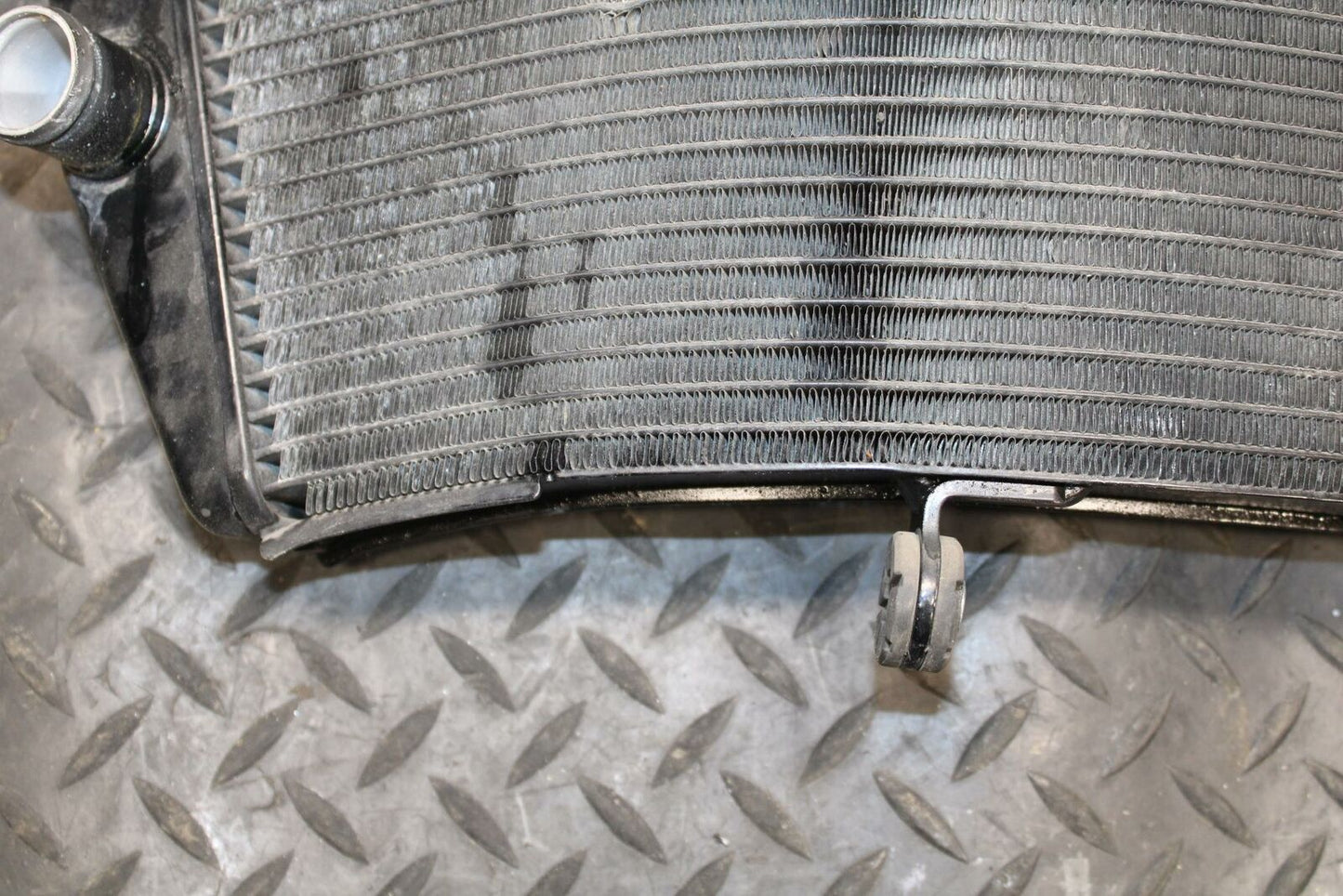 08-09 SUZUKI GSXR600  RADIATOR MOTOR COOLER COOLING RADIATER 17710-01H10  BB226