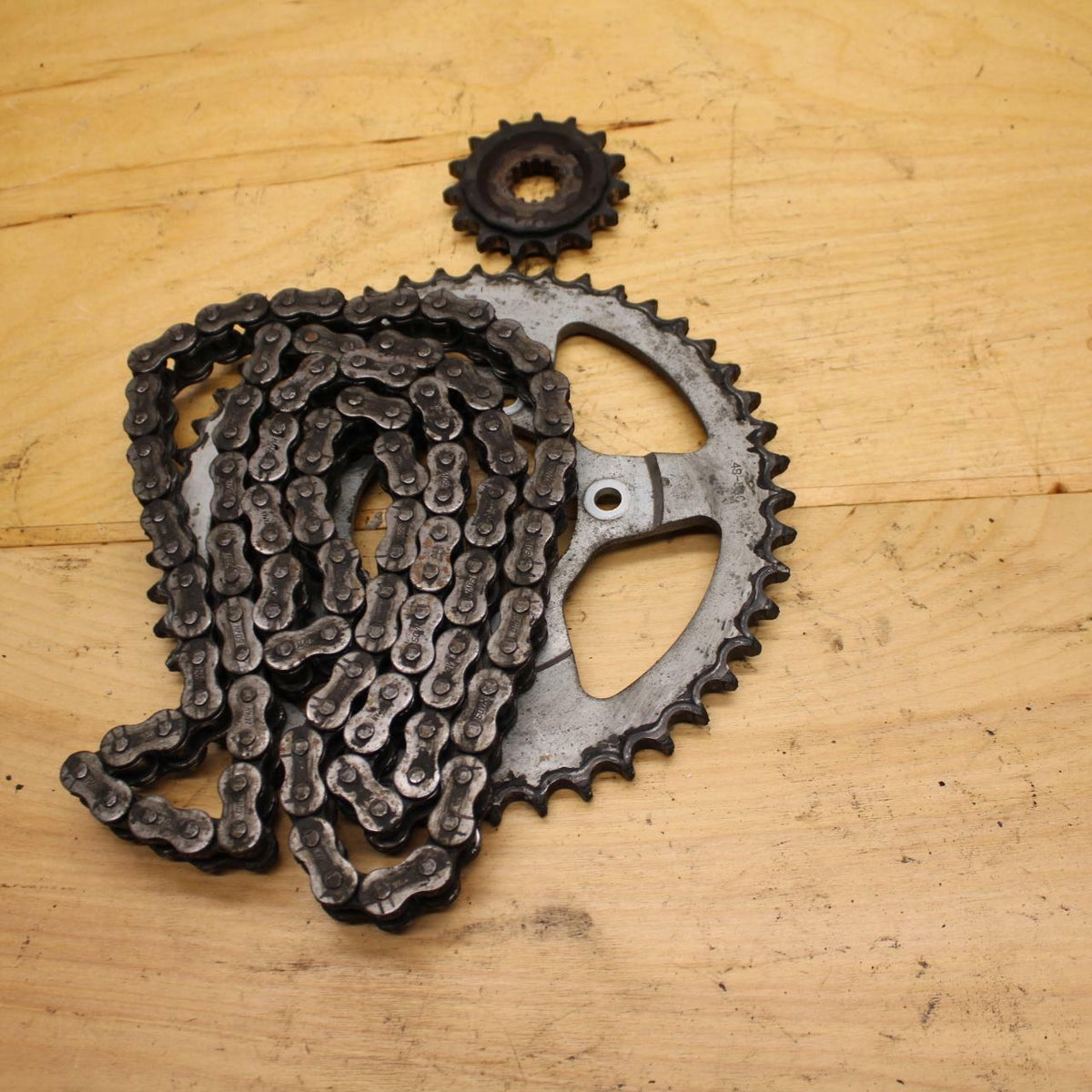 97-04 SUZUKI MARAUDER 800 MAIN DRIVE CHAIN SPROCKET BB312