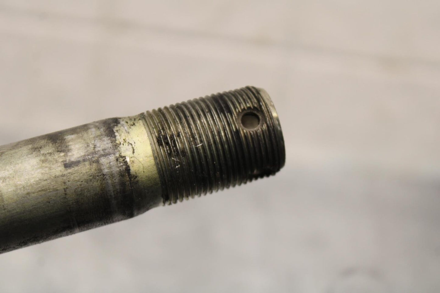 16-20 KAWASAKI ZX10R REAR AXLE BACK WHEEL RIM PIVOT BOLT AXEL BB591