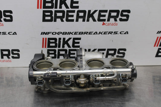 07 YAMAHA YZF R1 MAIN FUEL INJECTORS / THROTTLE BODIES BB826