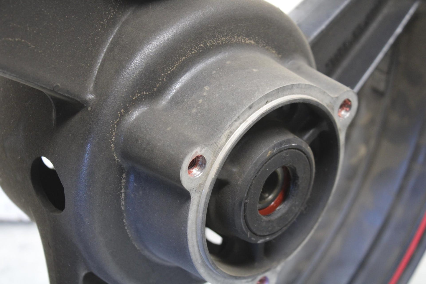 90-07 KAWASAKI ZZR 250 REAR WHEEL RIM BB298