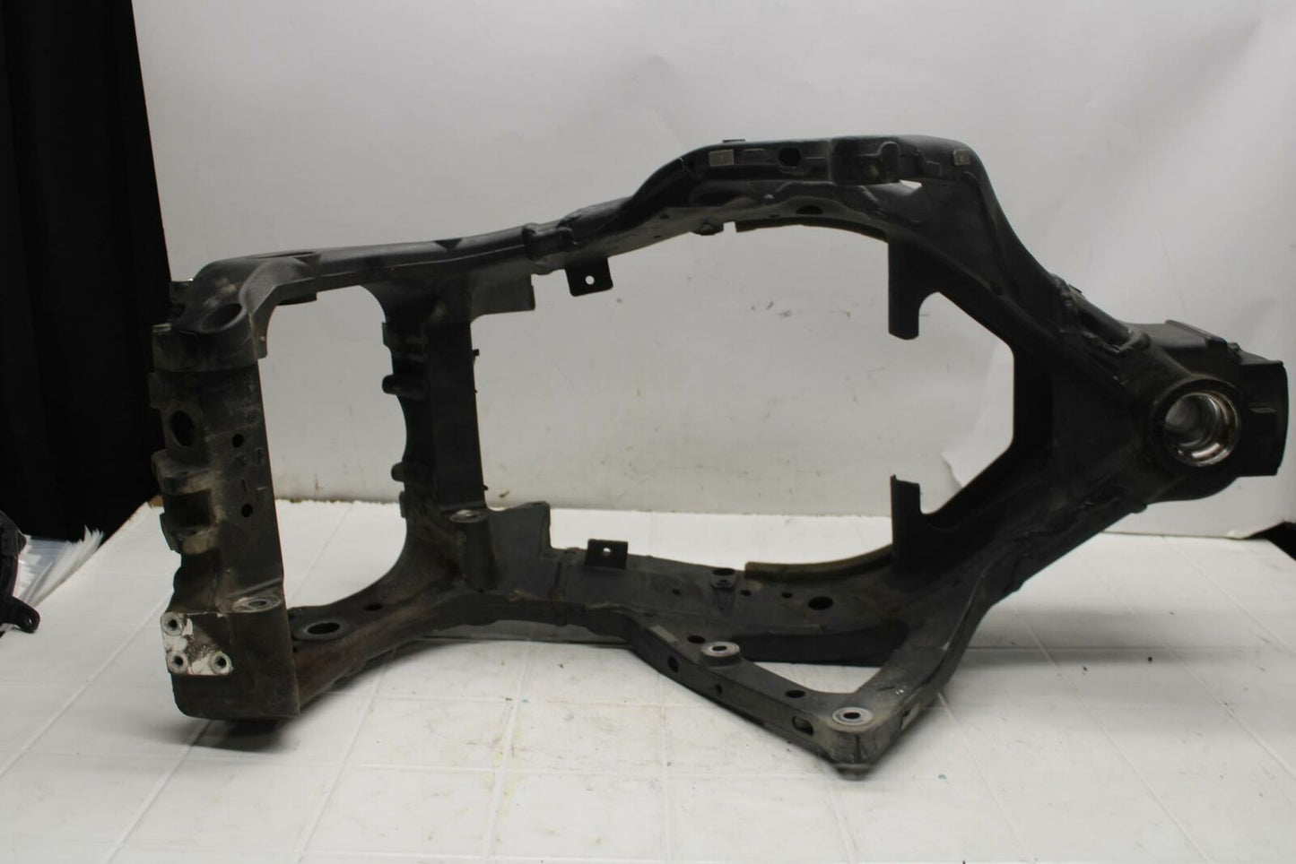 08-16 YAMAHA YZF R6 FRAME CHASSIS BB406