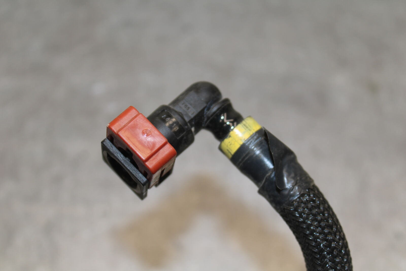 19-23 KAWASAKI NINJA ZX6R FUEL HOSE GAS LINE TUBE PIPE BB701