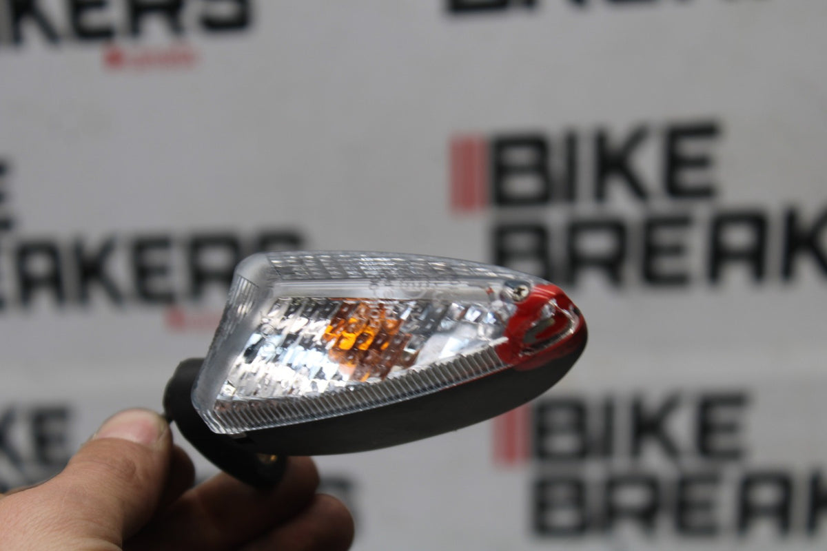 20-23 BMW F900R LEFT FRONT TURN SIGNAL LIGHT INDICATOR BB923